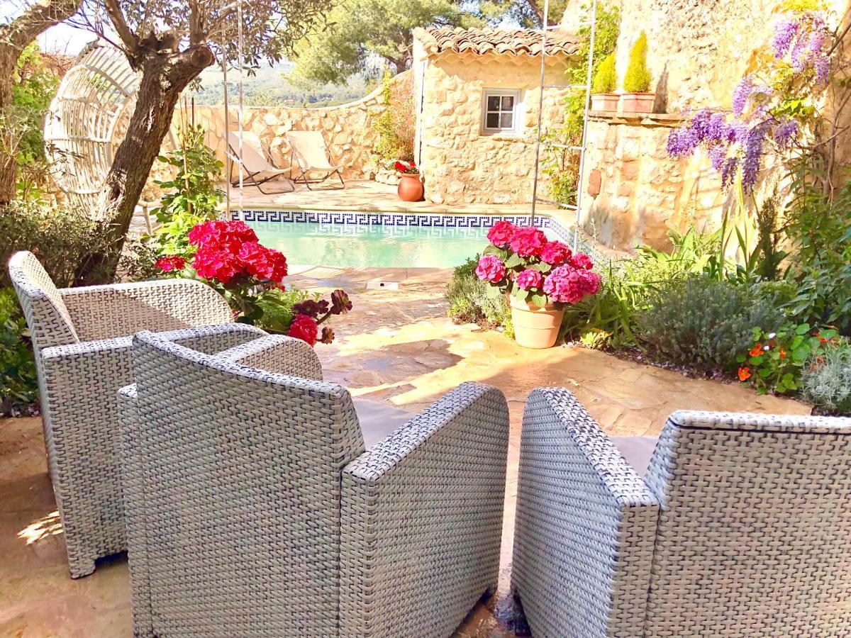 L'Ile Aux Fleurs Villa Ventabren Екстериор снимка