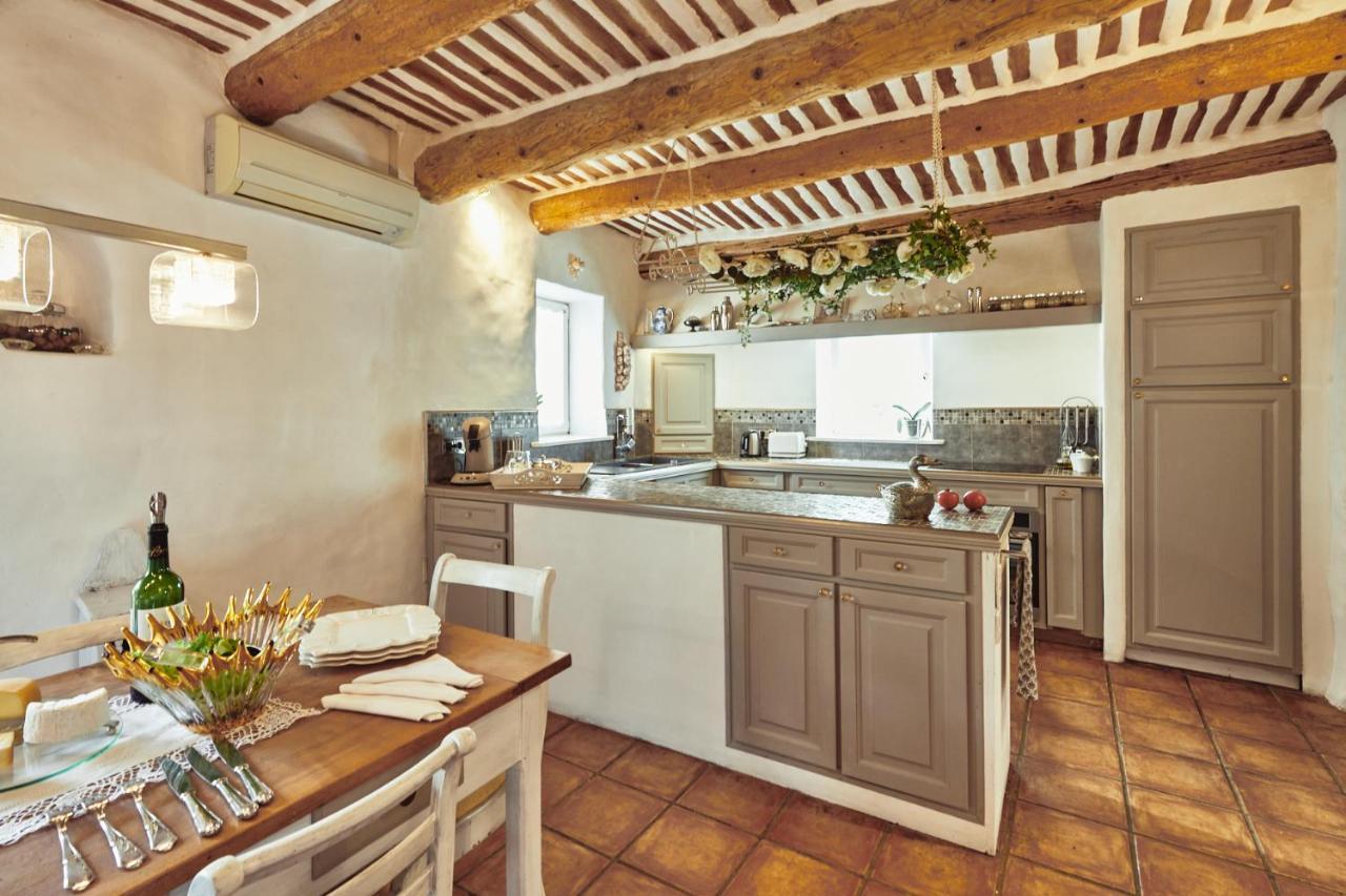L'Ile Aux Fleurs Villa Ventabren Екстериор снимка