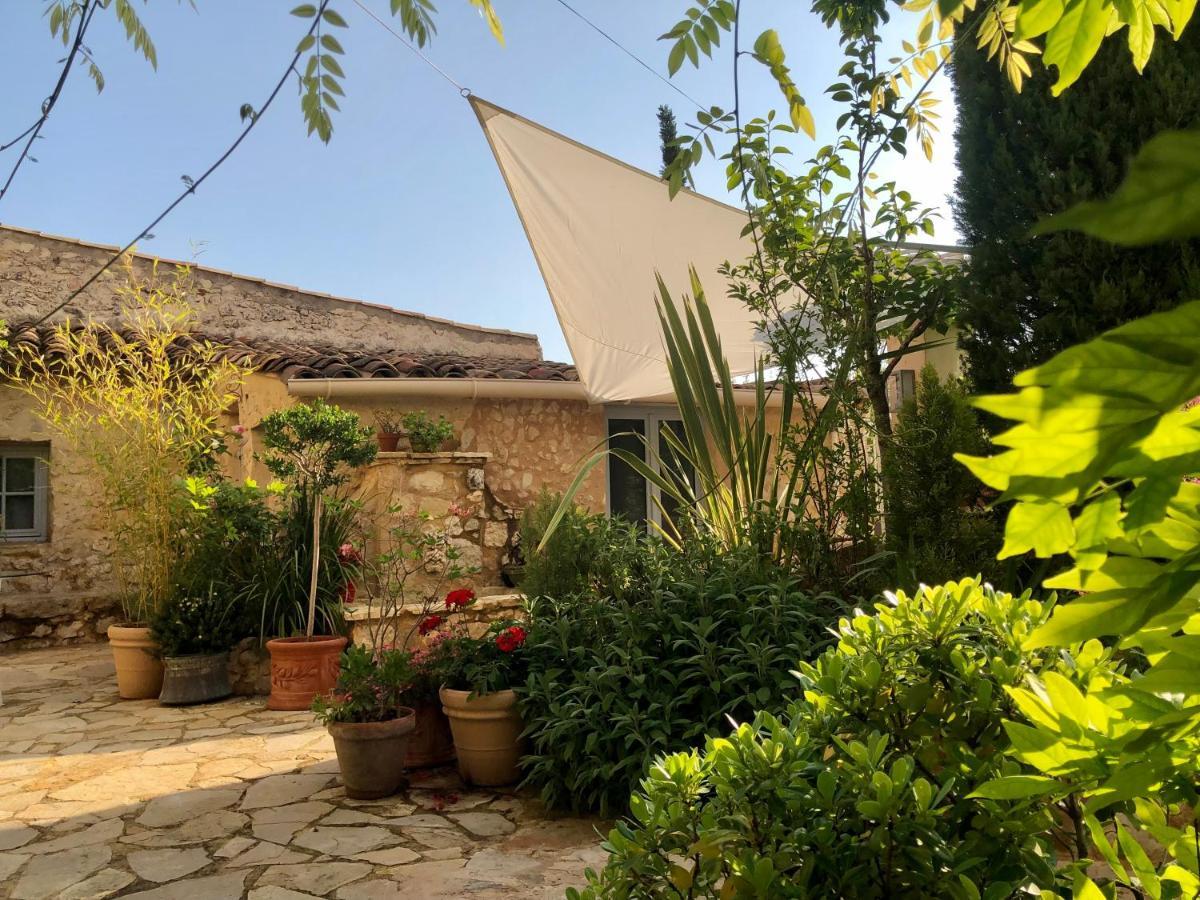 L'Ile Aux Fleurs Villa Ventabren Екстериор снимка